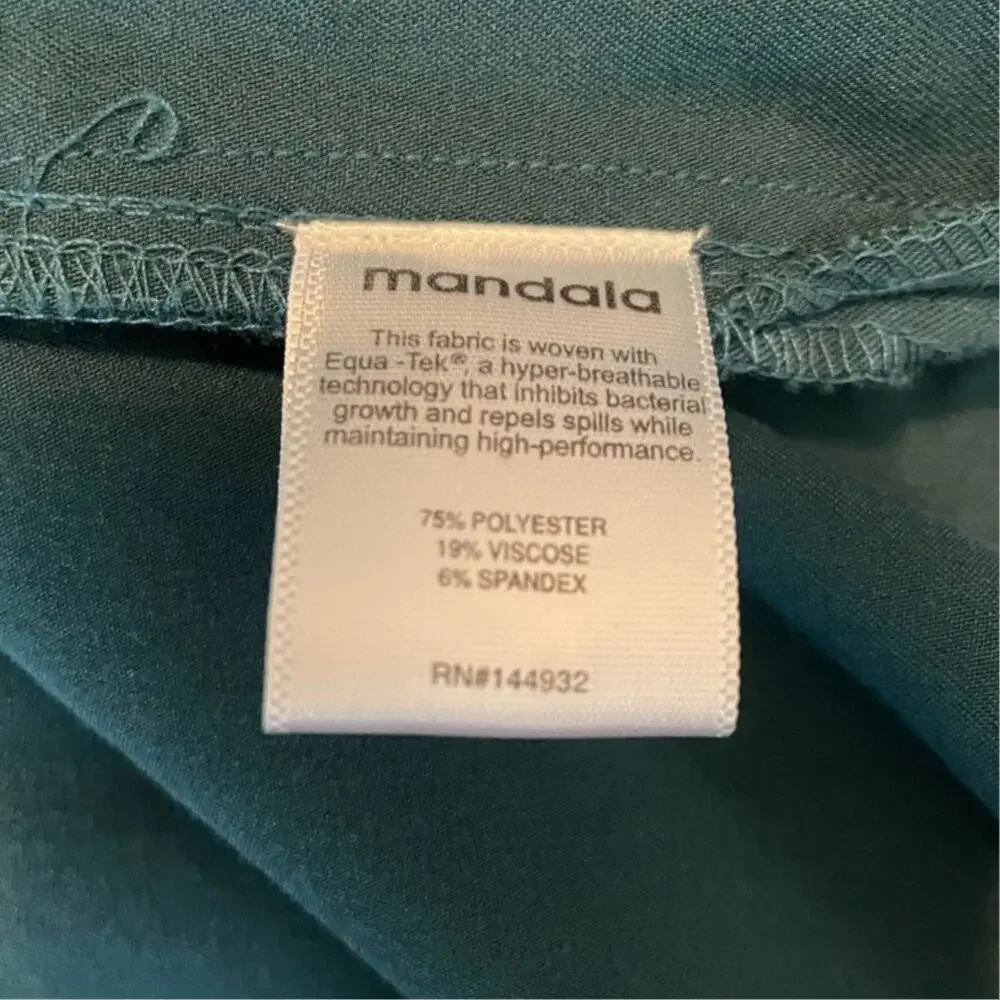 Mandala Women Scrub Top L Dark Green Casual Soft‎ Medical Uniform Nurse Workwear